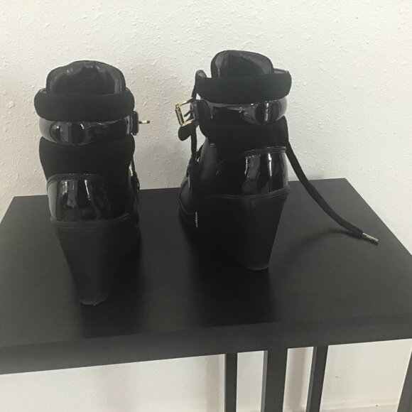 Michael Michael Kors Skid Wedge Black Boot 9.5 M - Picture 11 of 15